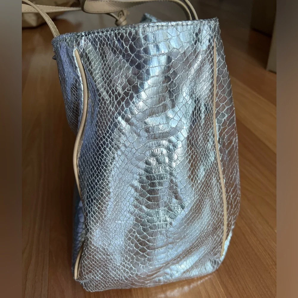 Sam Edelman Metallic Snake Print Tote Bag Silver Large Shoulder Bag - Picture 7 of 16